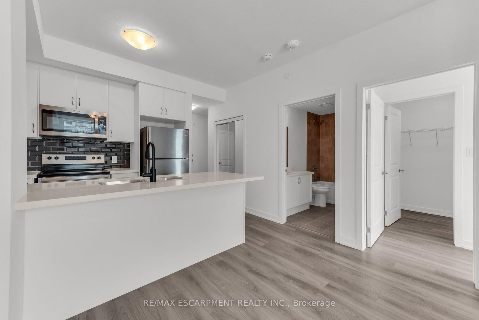460 Dundas Street E, Unit 333 - Photo 6