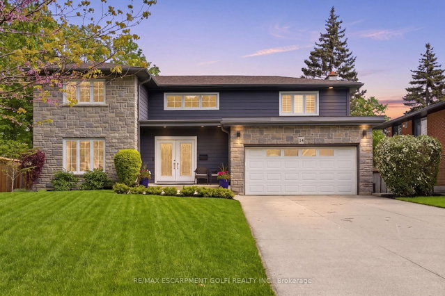 14 Leslie Drive