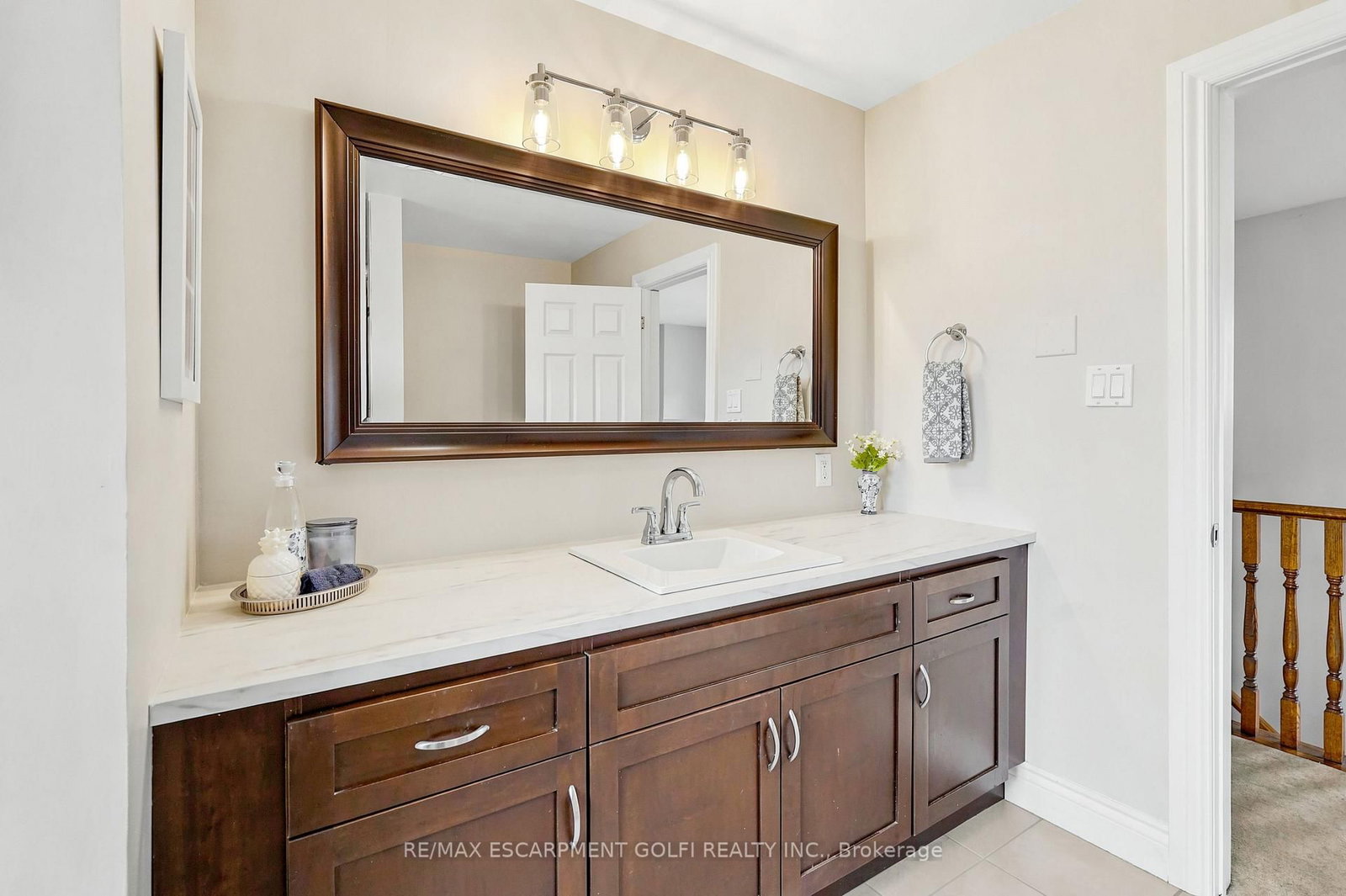 14 Leslie Drive • Hamilton, ON photo 22
