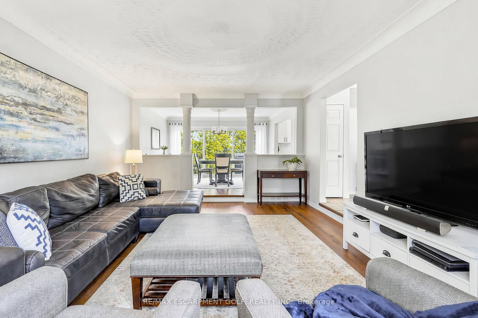 14 Leslie Drive • Hamilton, ON photo 8