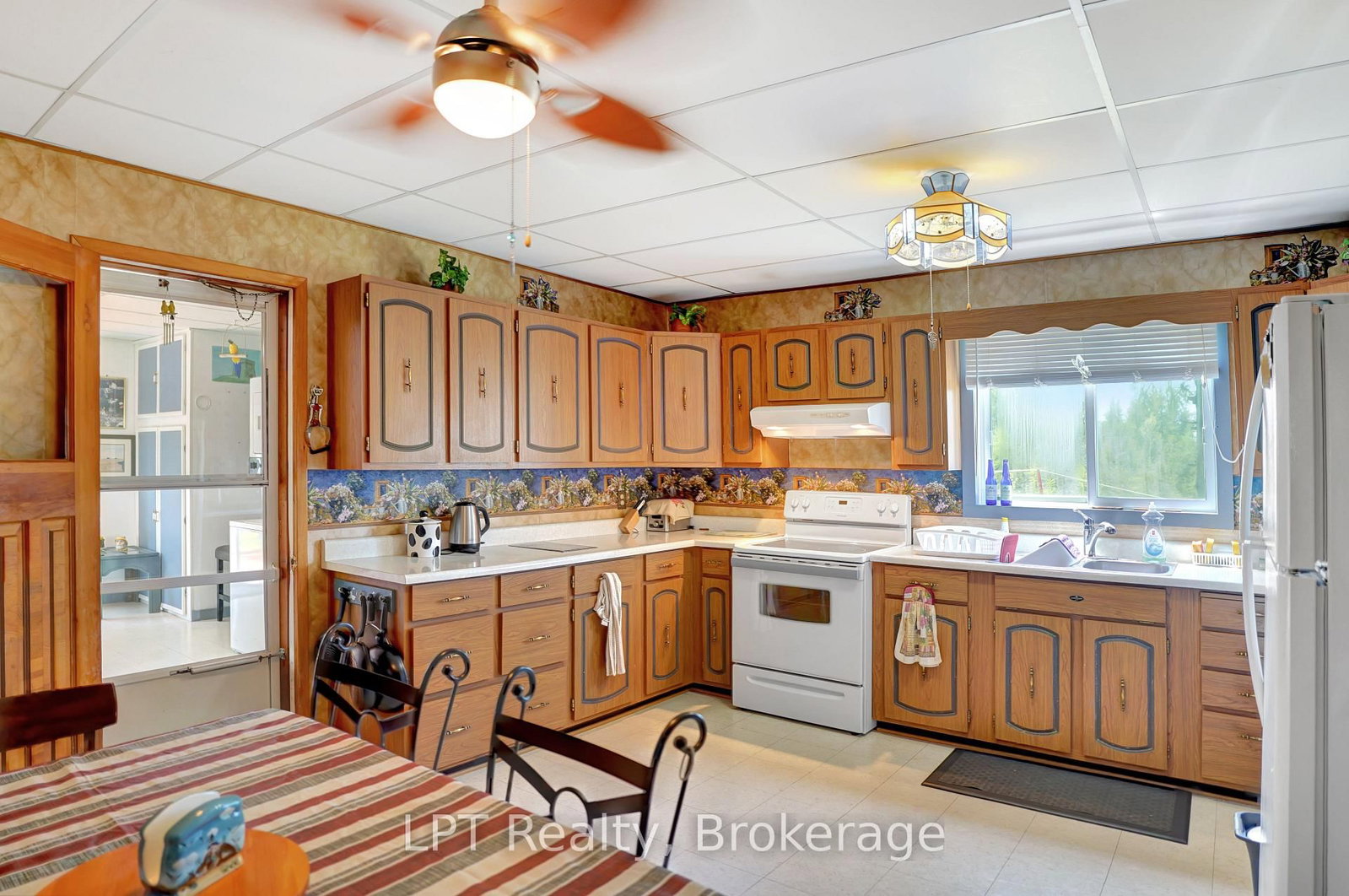 621 Huron Road • South Bruce Peninsula, ON photo 14