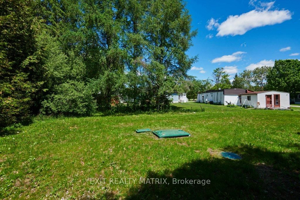 1376 Tigerlily Private • Ottawa, ON photo 32