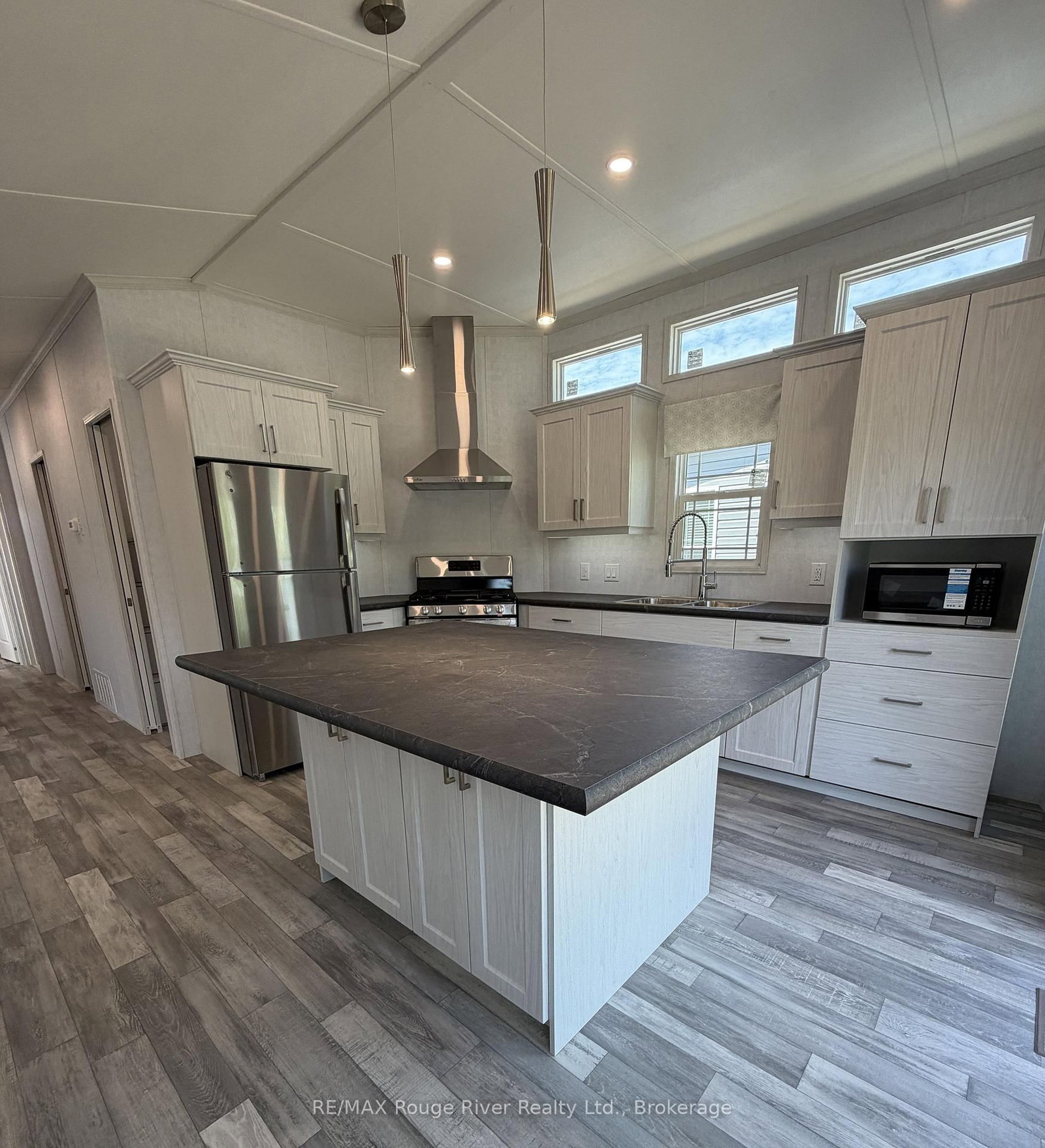 160 Terrace Road • #L05 • Limoges, ON photo 4