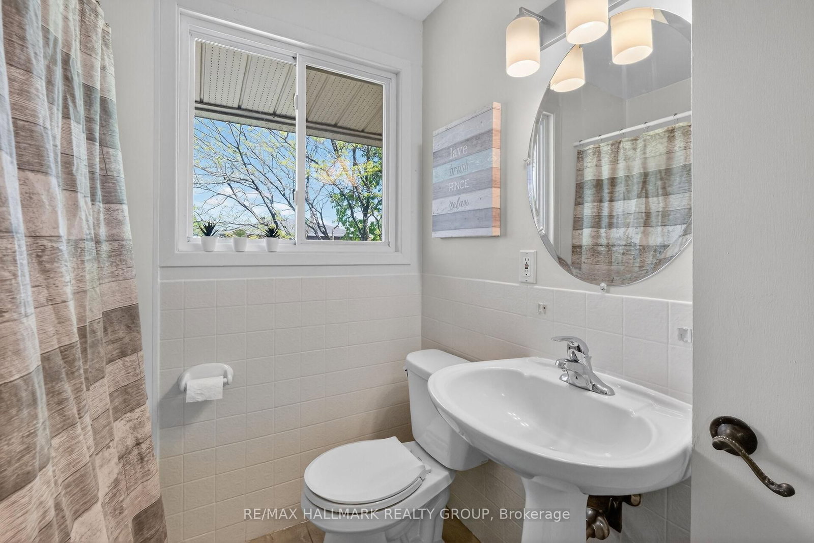 1286 Bonnie Crescent - Photo 32