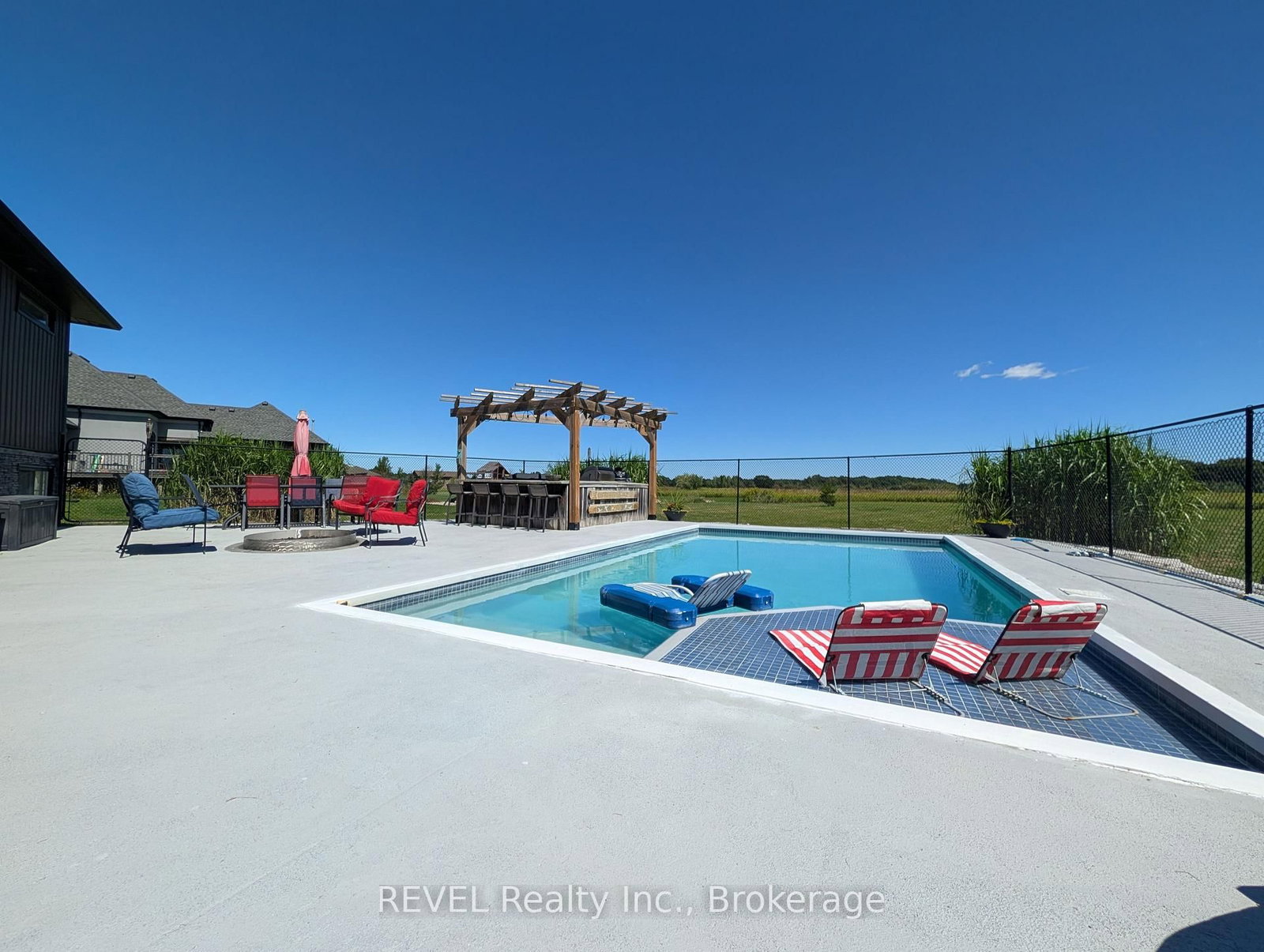221 Farr Street • Pelham, ON photo 37