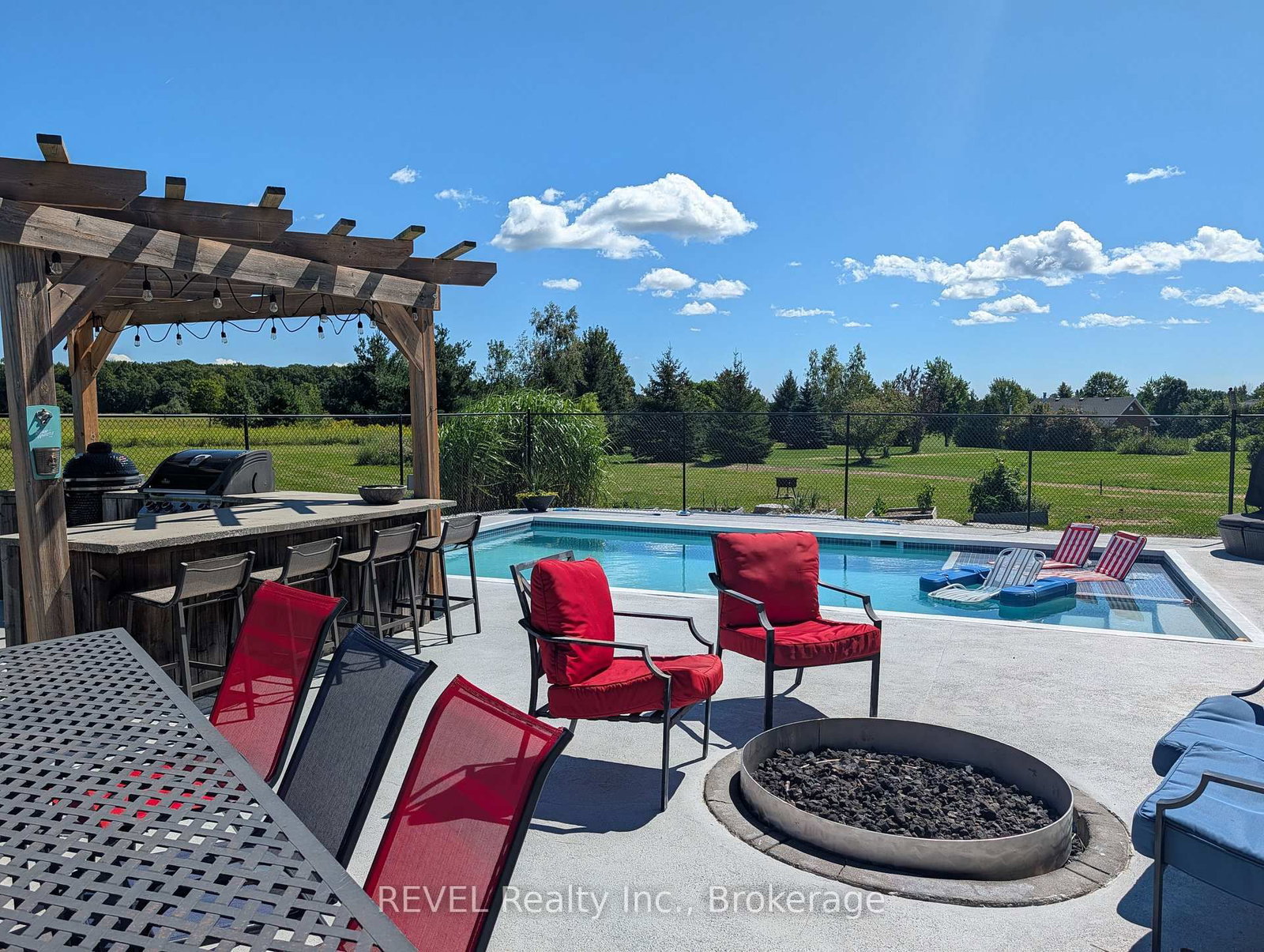 221 Farr Street • Pelham, ON photo 40