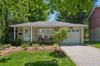 401 Midwood Crescent