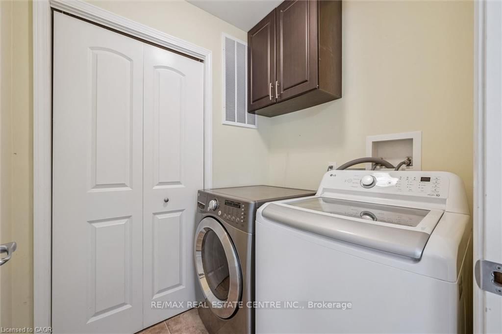 56 Ash Avenue • Puslinch, ON photo 16