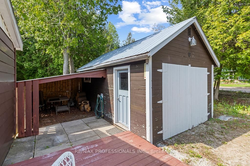 23 Woodstock Avenue • Northern Bruce Peninsula, ON photo 24
