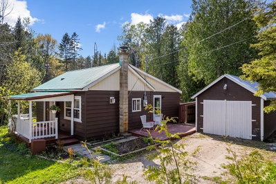 23 Woodstock Avenue • Northern Bruce Peninsula, ON photo 4