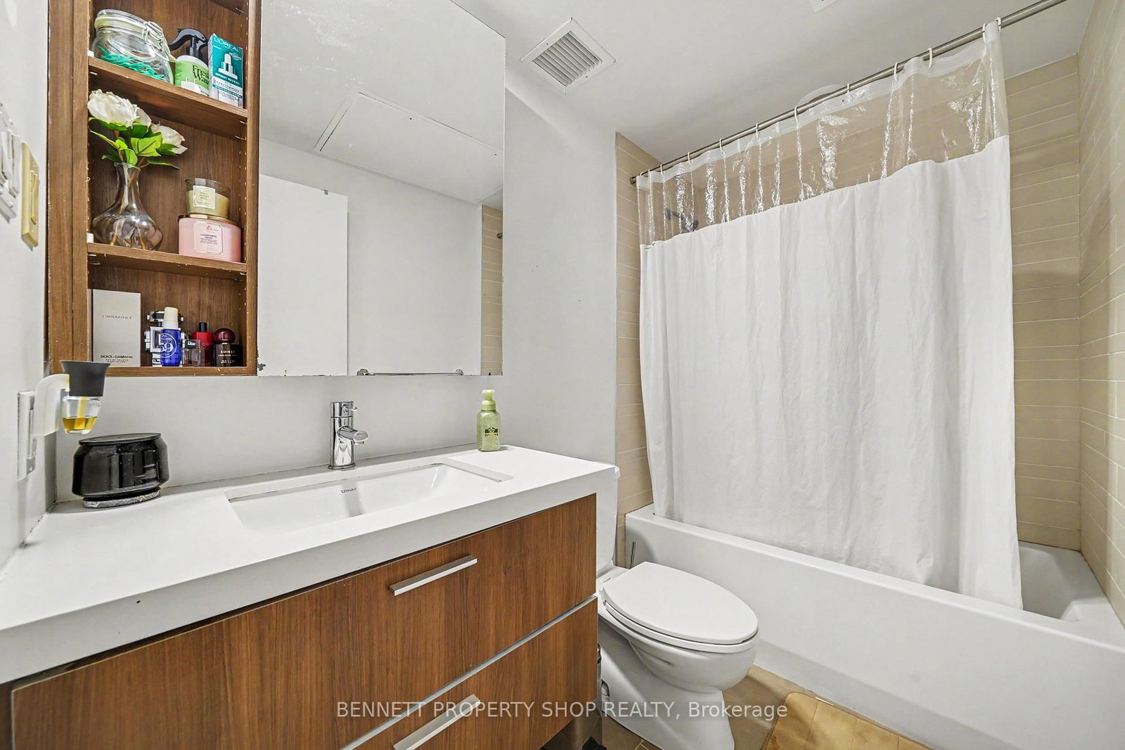 360 McLeod Street • #507 • Ottawa, ON photo 7