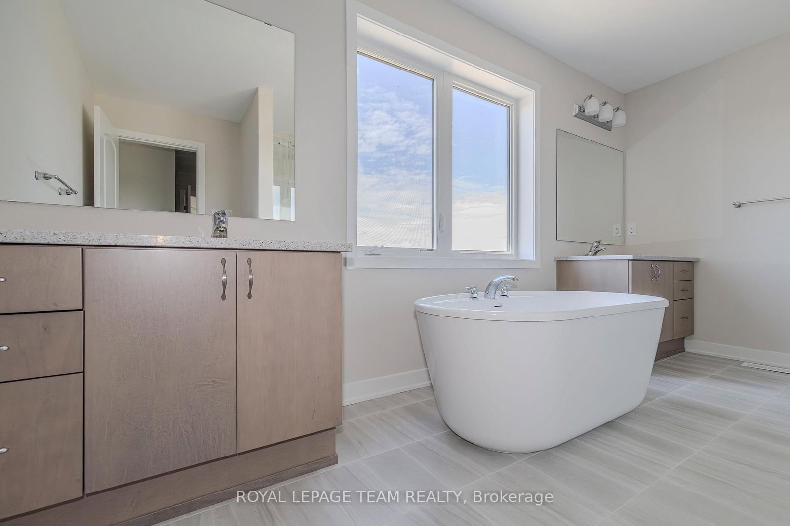 475 Meynell Road E • Richmond, ON photo 19