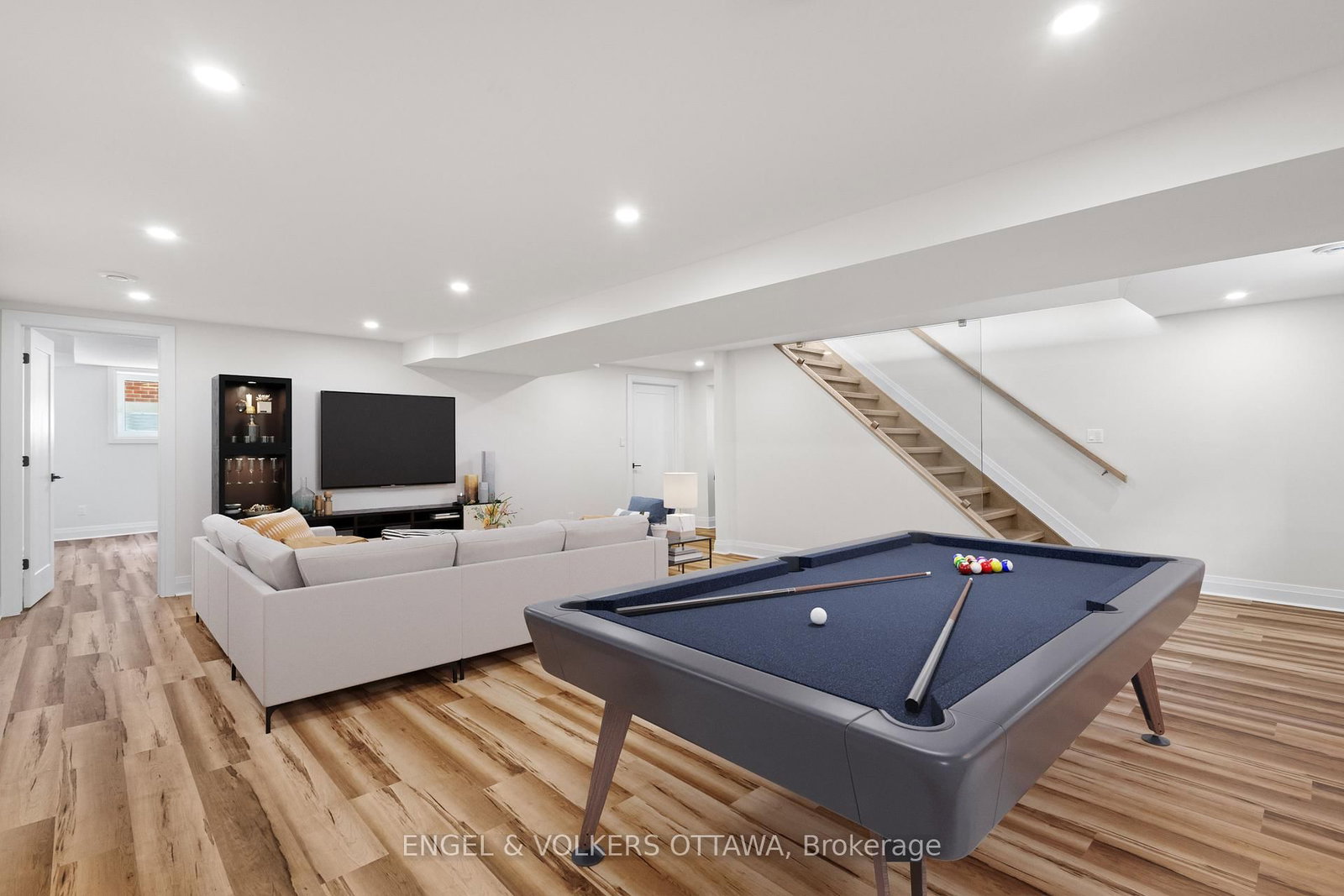 736 Sherbourne Road • Ottawa, ON photo 44