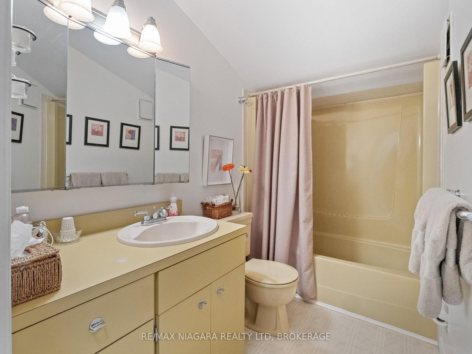 735 Niagara Boulevard • Fort Erie, ON photo 30
