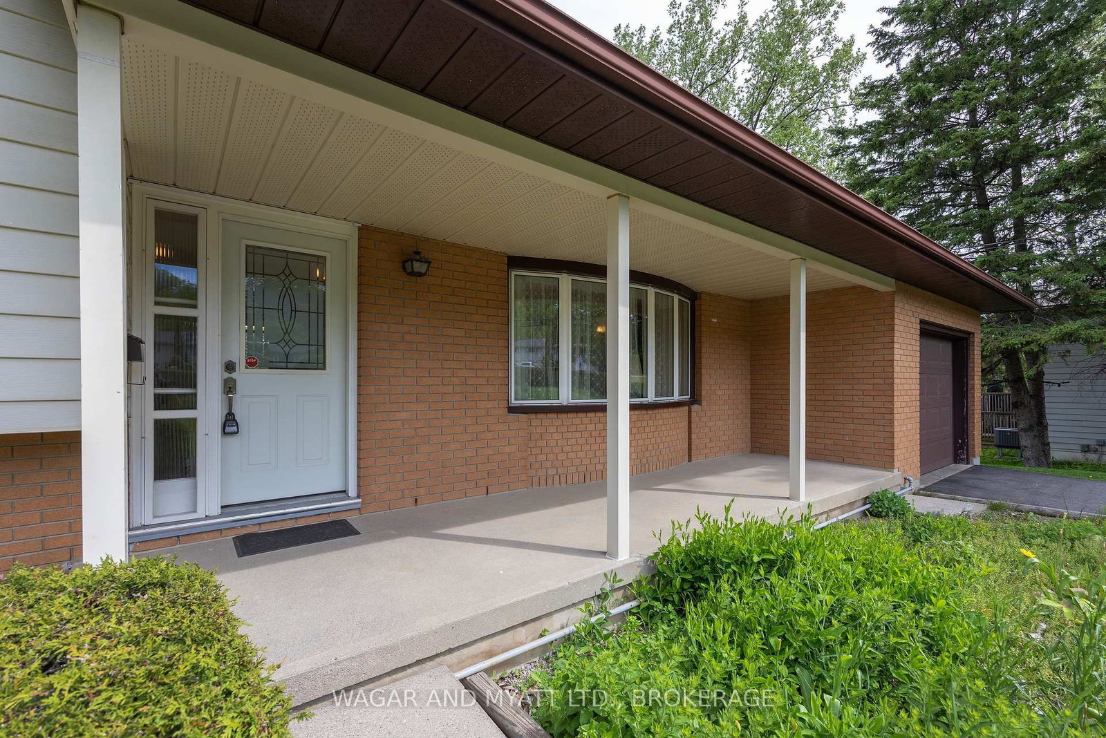 87 RIVER Road • Greater Napanee, ON photo 4