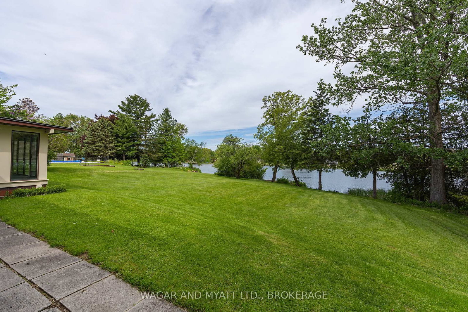 87 RIVER Road • Greater Napanee, ON photo 6