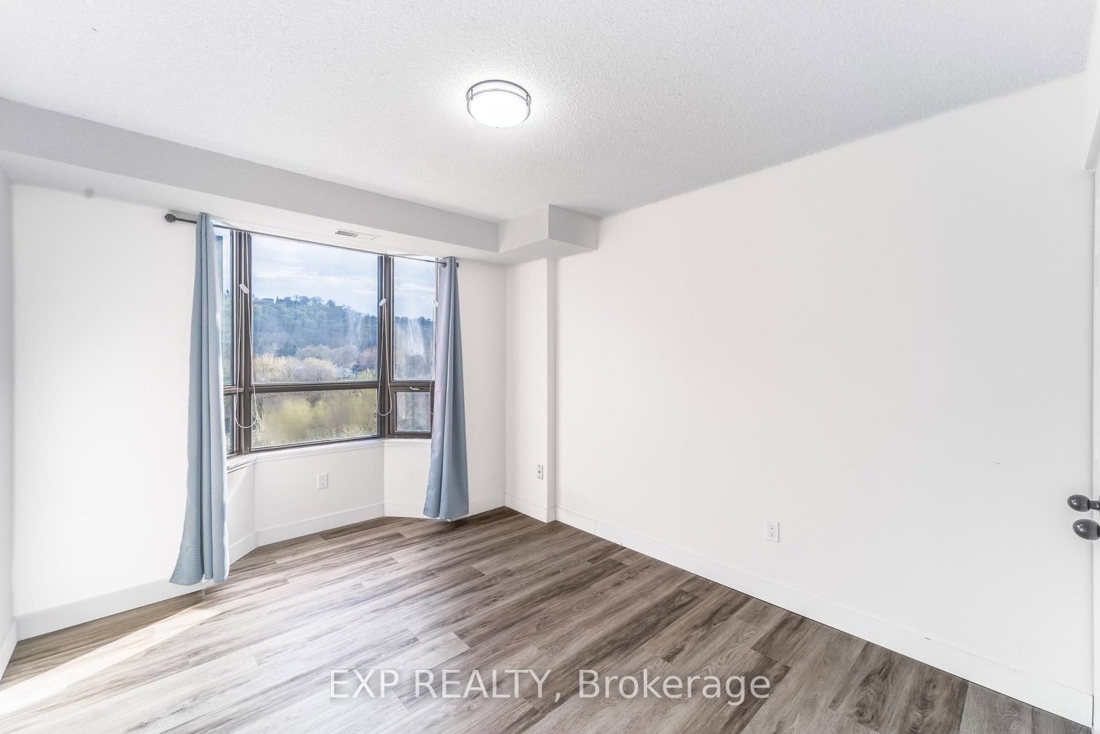 432 Main Street E • #601 • Hamilton, ON photo 19