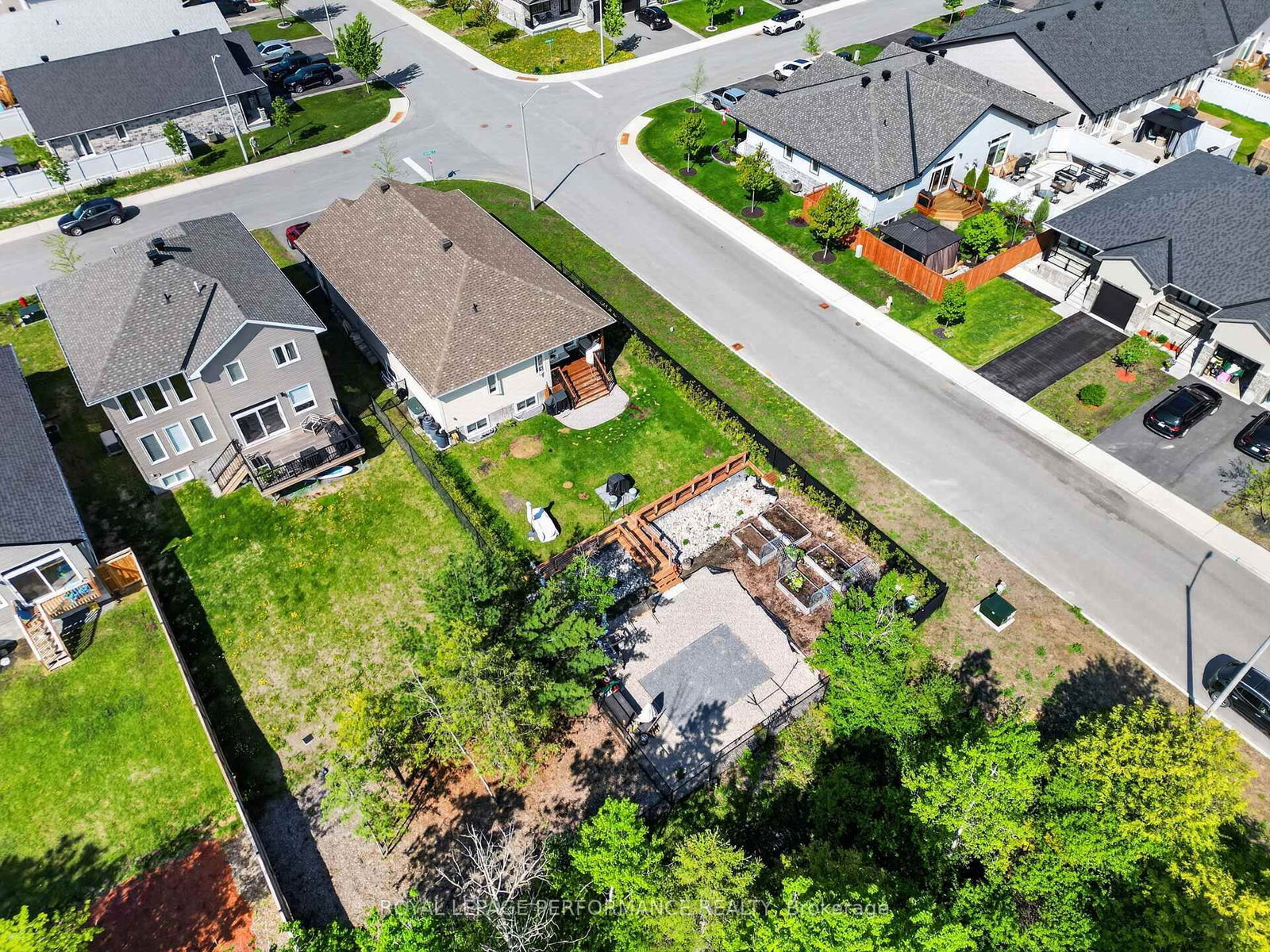 669 Bracewell Street - Photo 39
