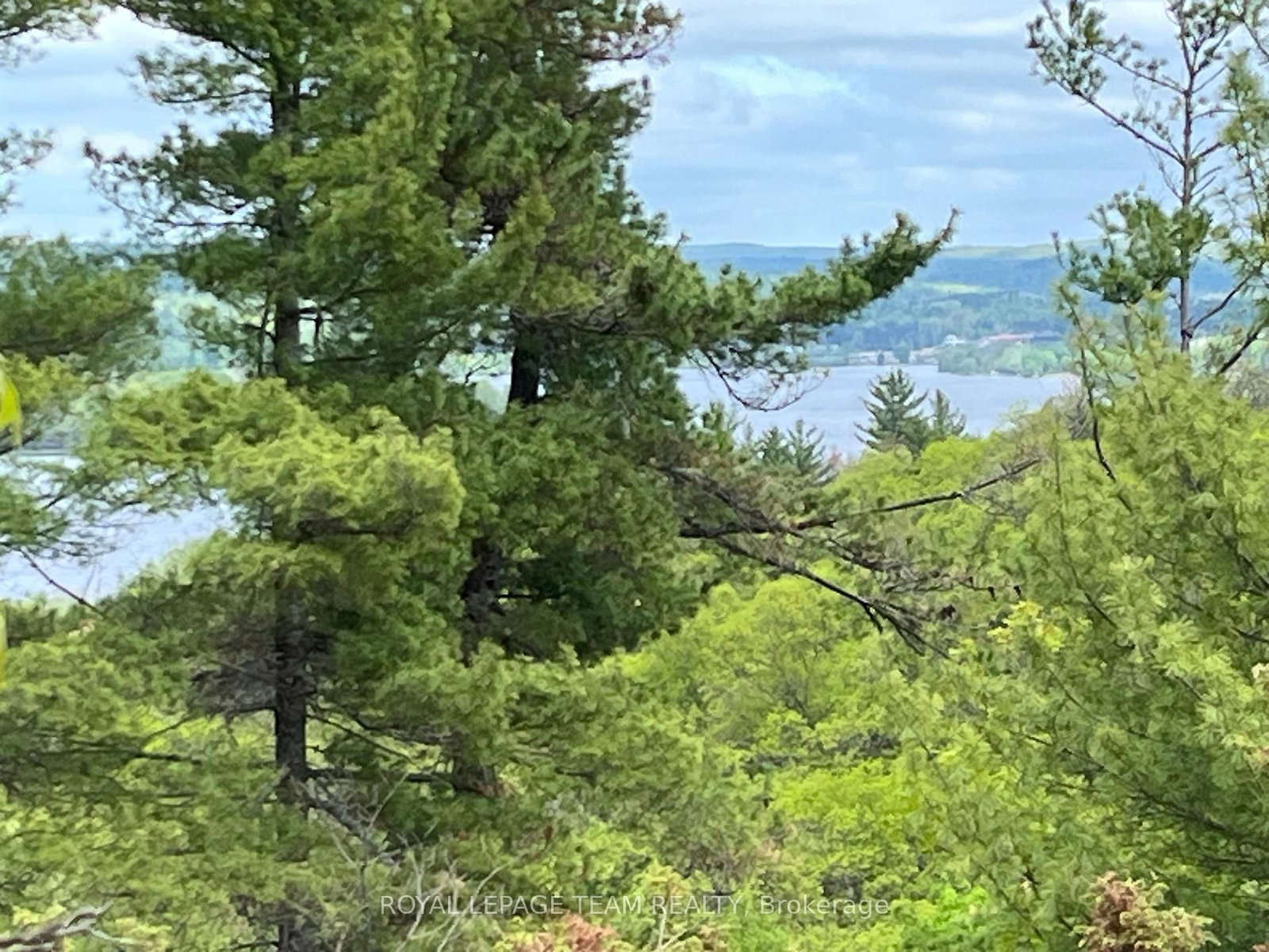 0 Wales Drive • Barry's Bay, ON photo 15