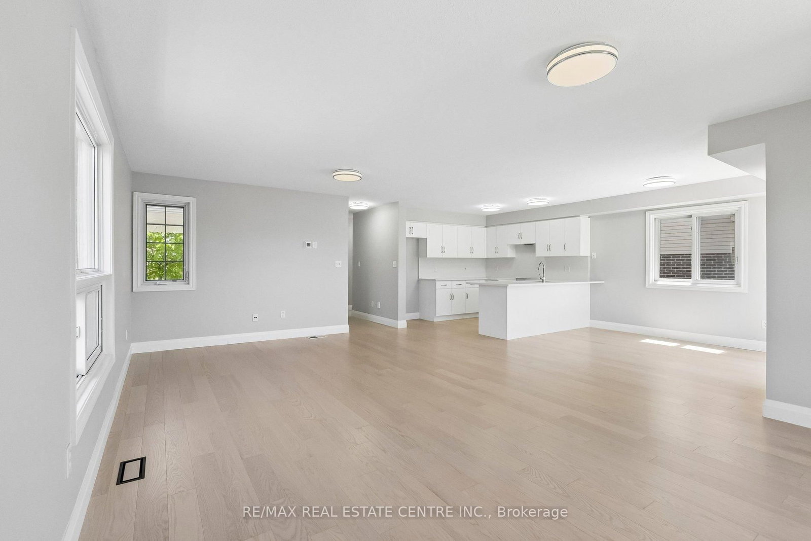 125 Flaherty Drive • Guelph, ON photo 13