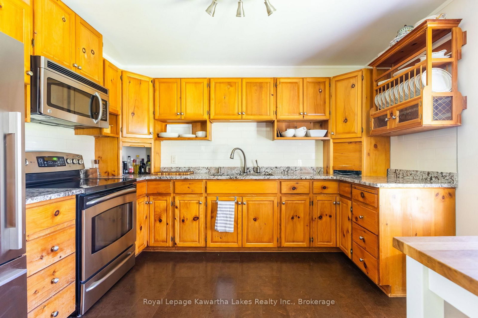 236 Crosby Drive • Kawartha Lakes, ON photo 11