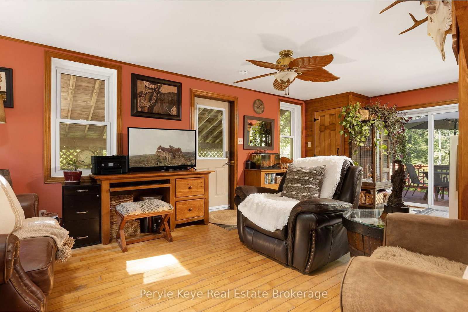 2322 Old Muskoka Road • Huntsville, ON photo 10