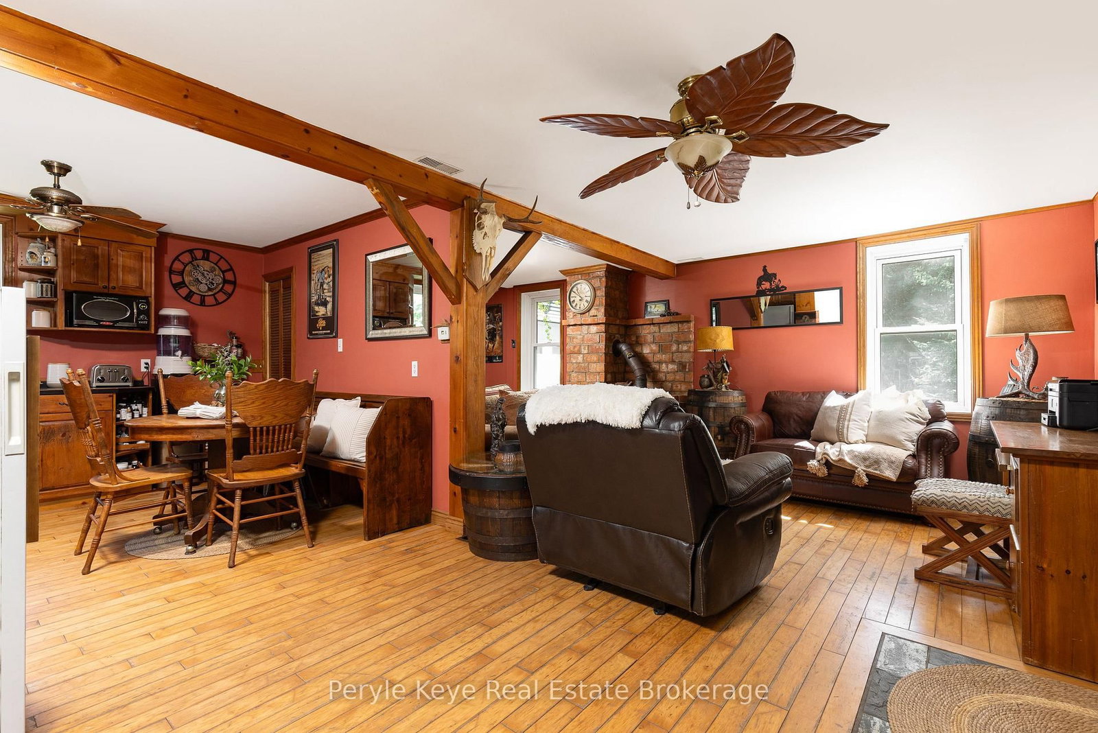 2322 Old Muskoka Road • Huntsville, ON photo 14