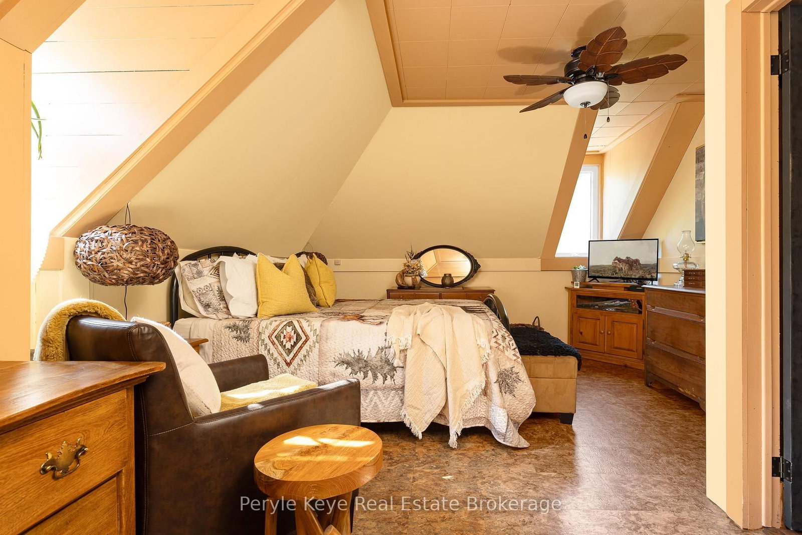 2322 Old Muskoka Road • Huntsville, ON photo 26