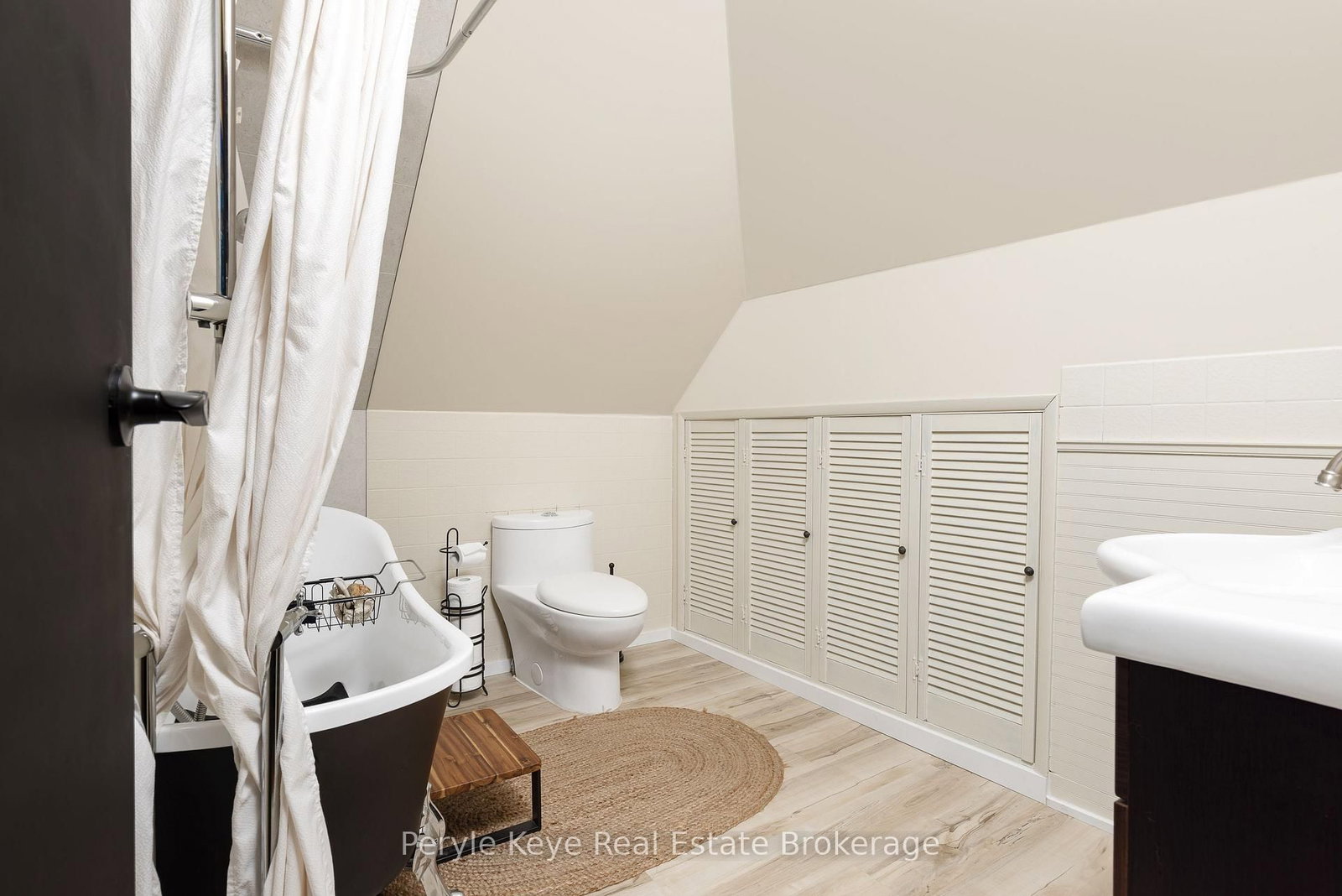 2322 Old Muskoka Road • Huntsville, ON photo 27