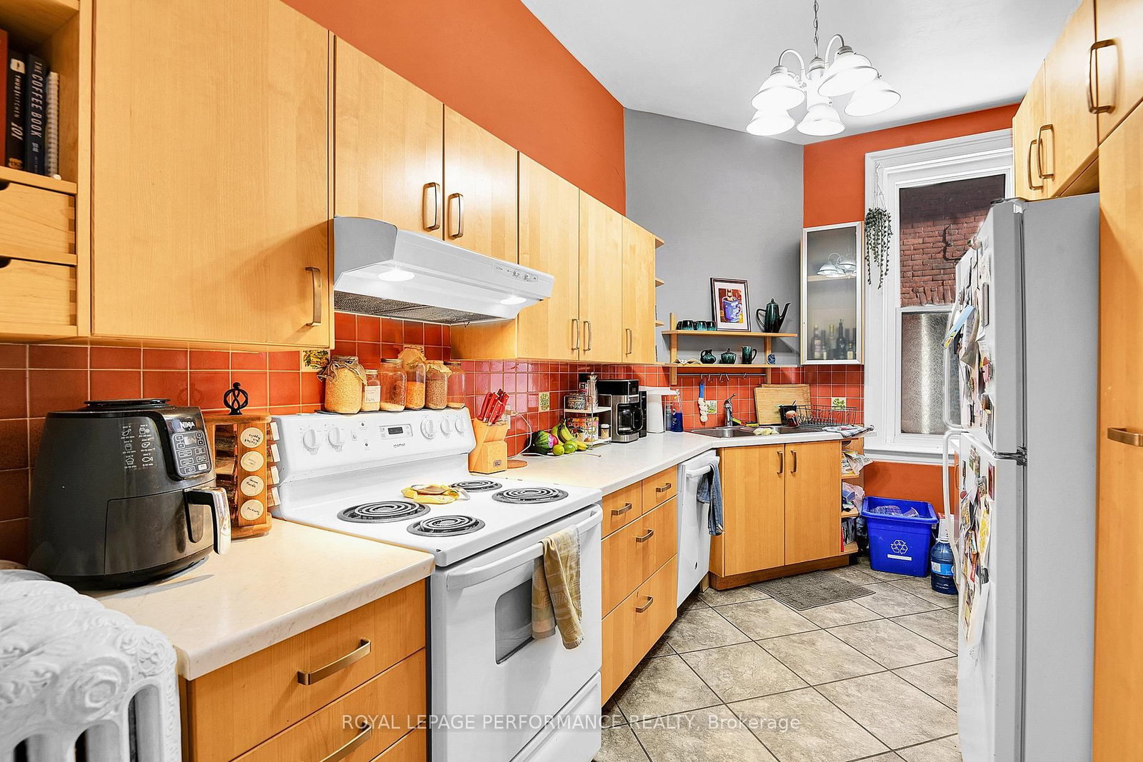 66 Delaware Avenue - Photo 9