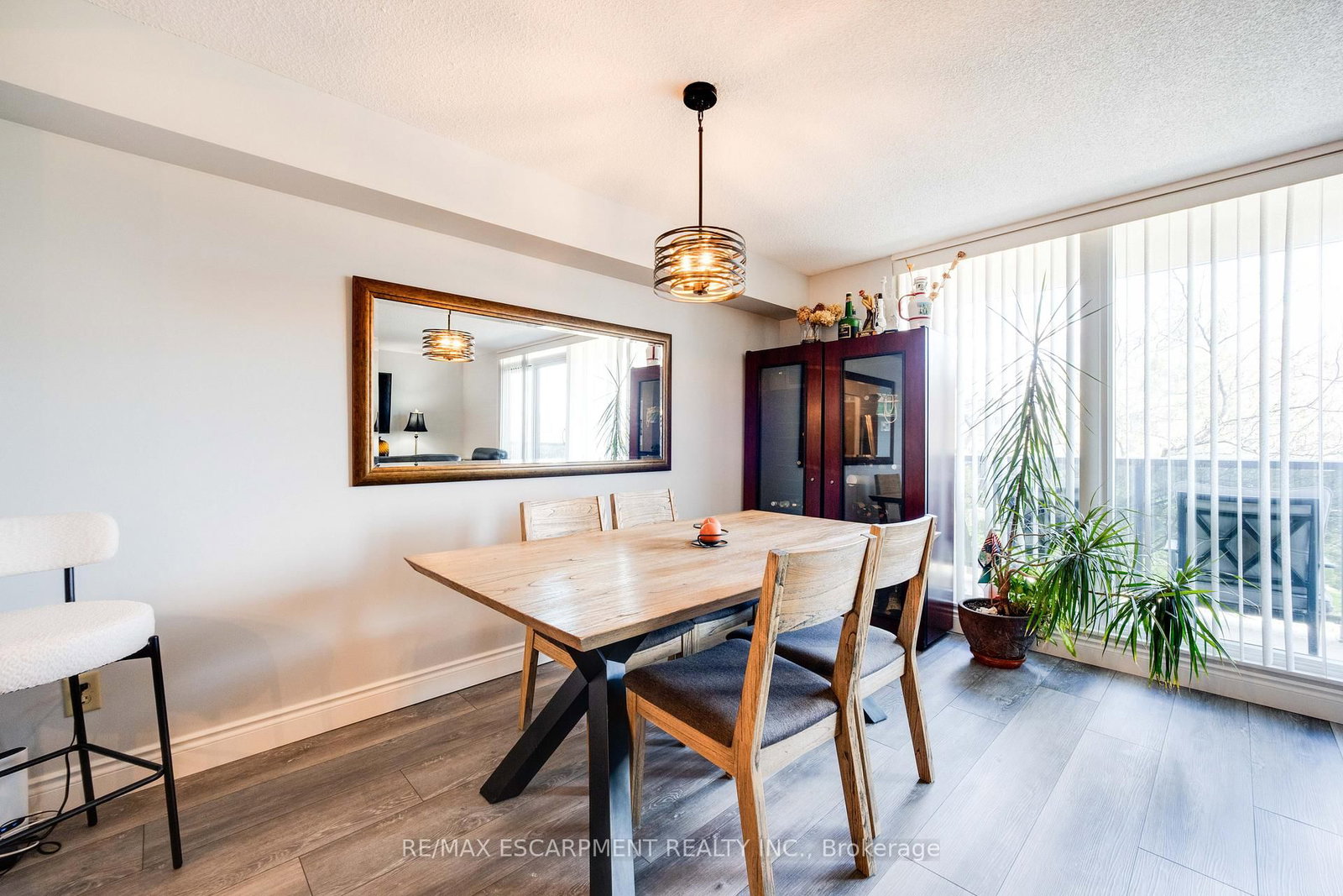 9 Bonheur Court • #401 • Brantford, ON photo 18