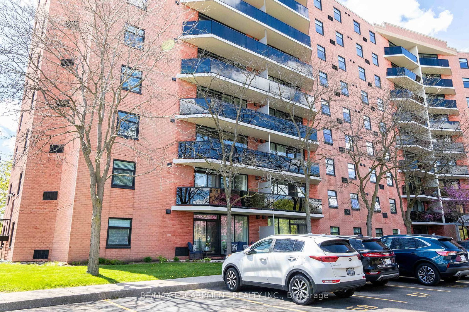 9 Bonheur Court • #401 • Brantford, ON photo 21