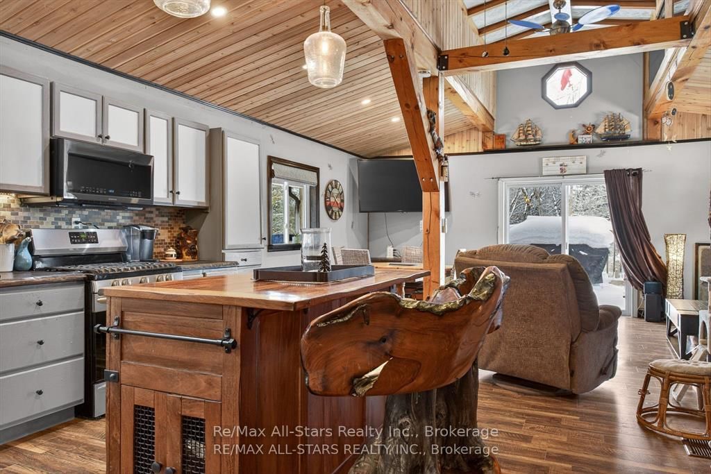 28 Pine Ridge Road • Kawartha Lakes, ON photo 8