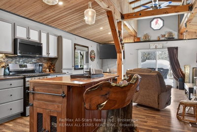 28 Pine Ridge Road • Kawartha Lakes, ON photo 8