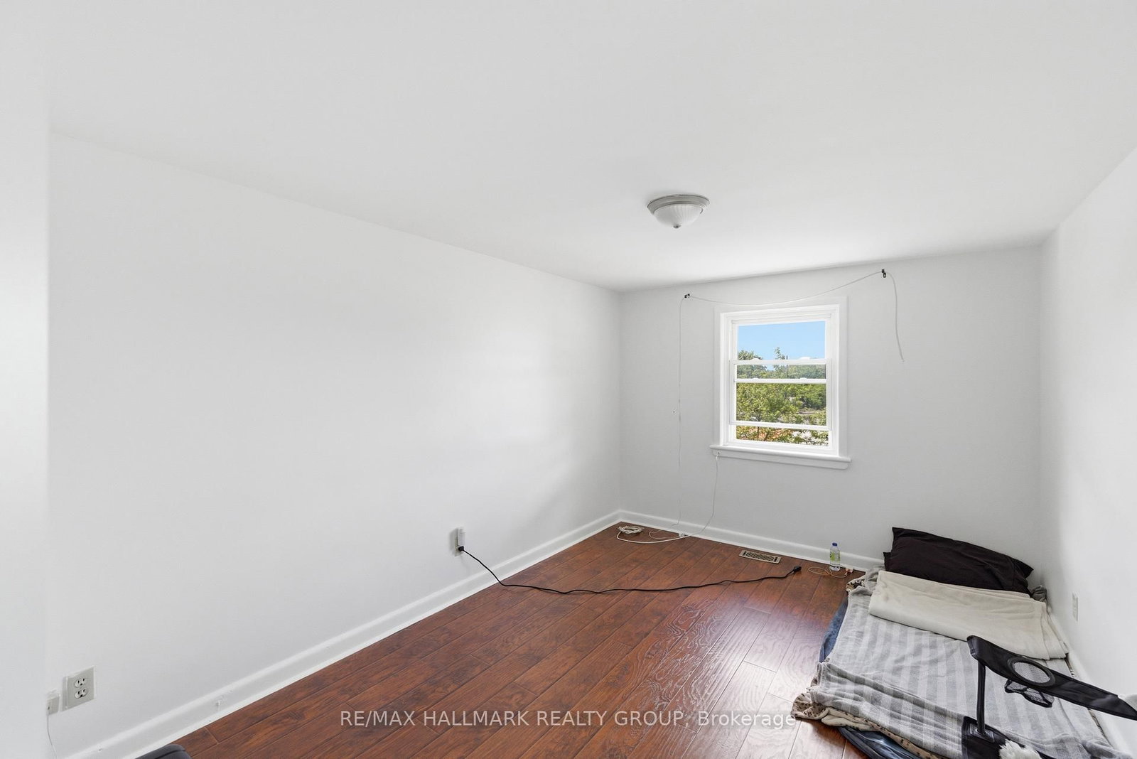 912 St Laurent Boulevard S • Ottawa, ON photo 34