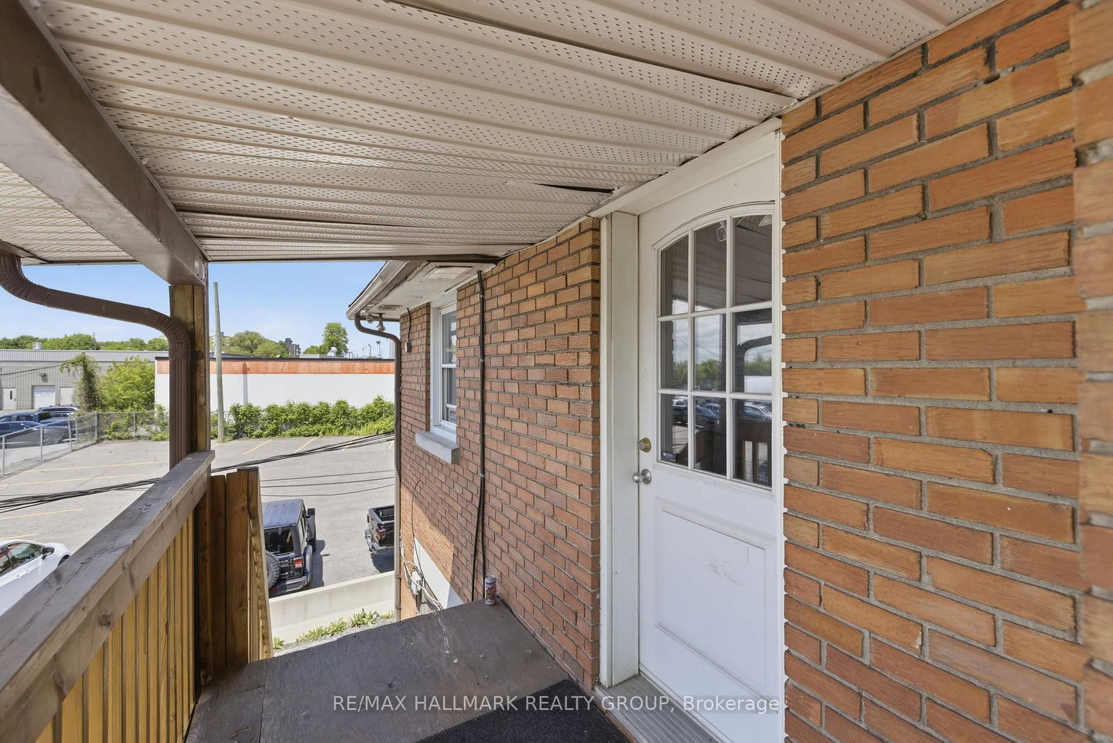 912 St Laurent Boulevard S • Ottawa, ON photo 37