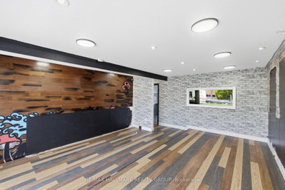 912 St Laurent Boulevard S • Ottawa, ON photo 6