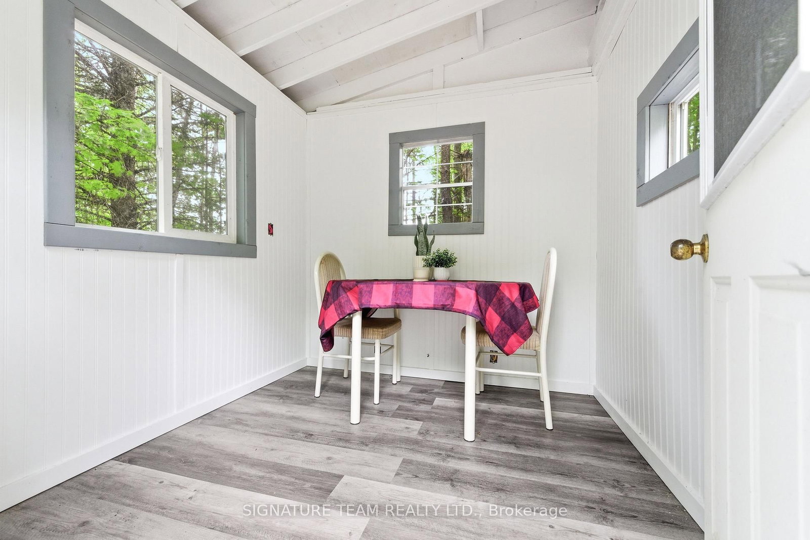 3191 Mountainview Road • Killaloe, ON photo 12