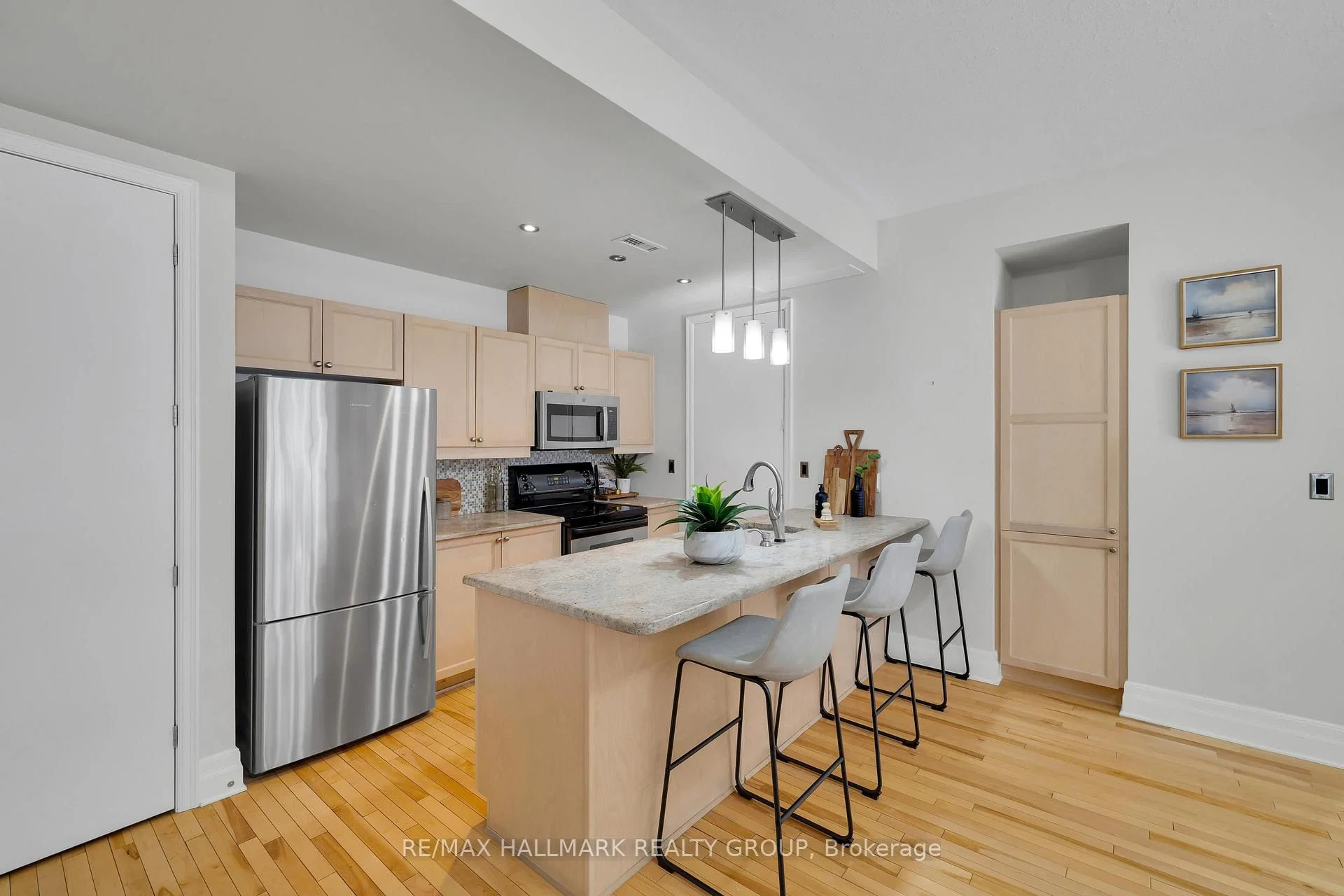 203 - 260 Besserer Street, Ottawa, ON — photo 15