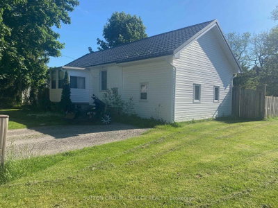 9 Prince Albert Street • Middlesex Centre, ON photo 2