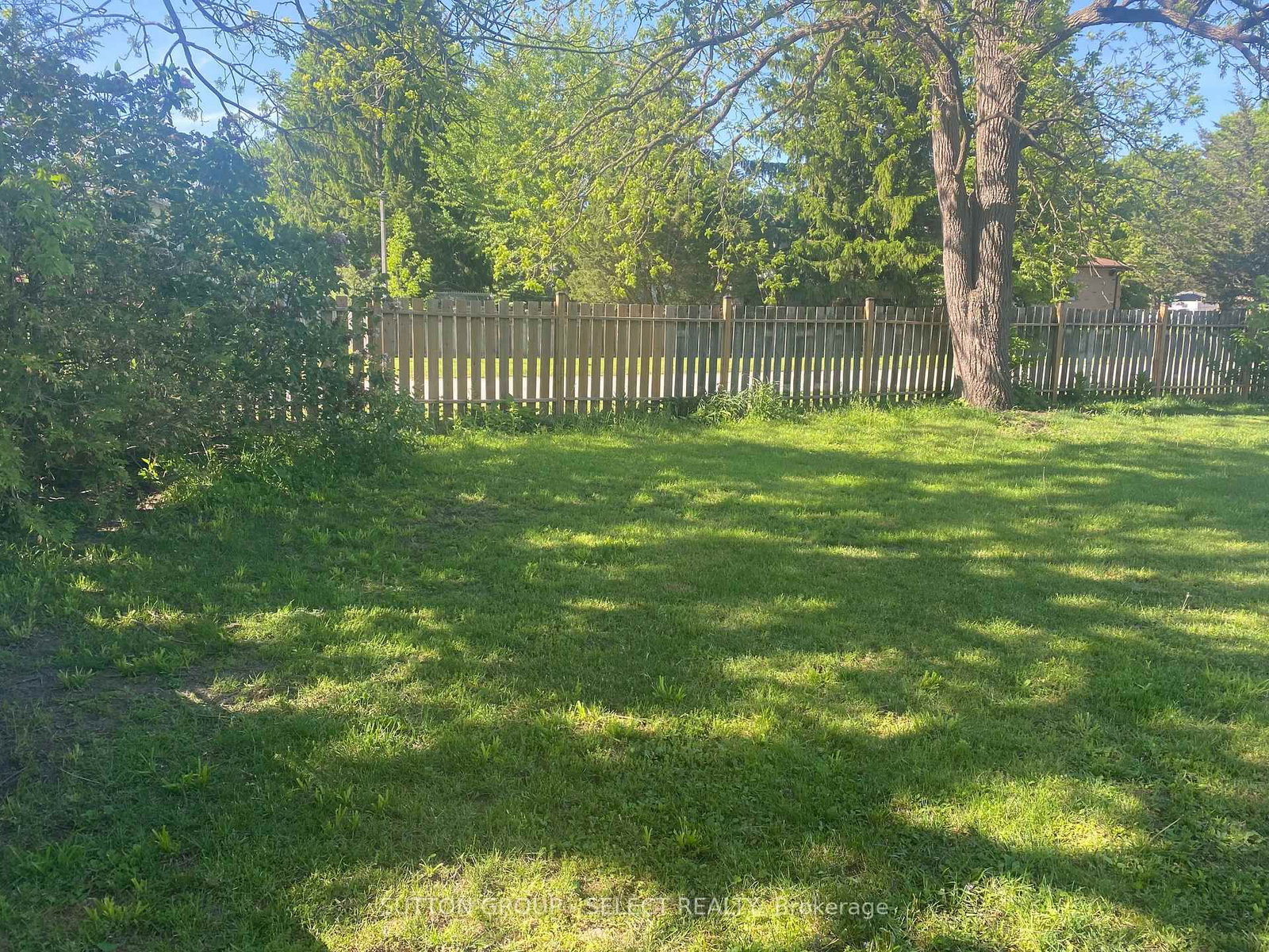 9 Prince Albert Street • Middlesex Centre, ON photo 21