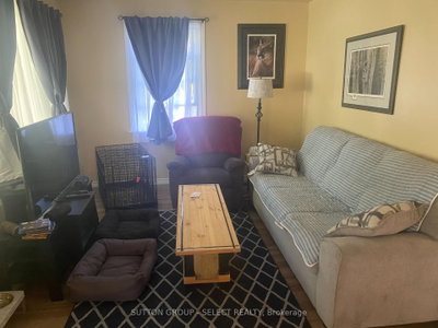 9 Prince Albert Street • Middlesex Centre, ON photo 6