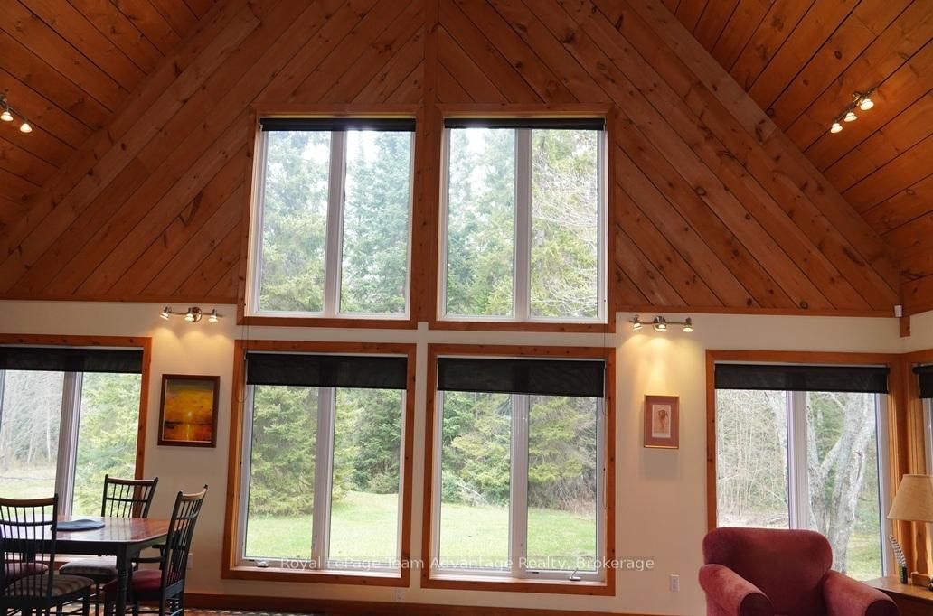 768 Hurdville Road • McKellar, ON photo 6