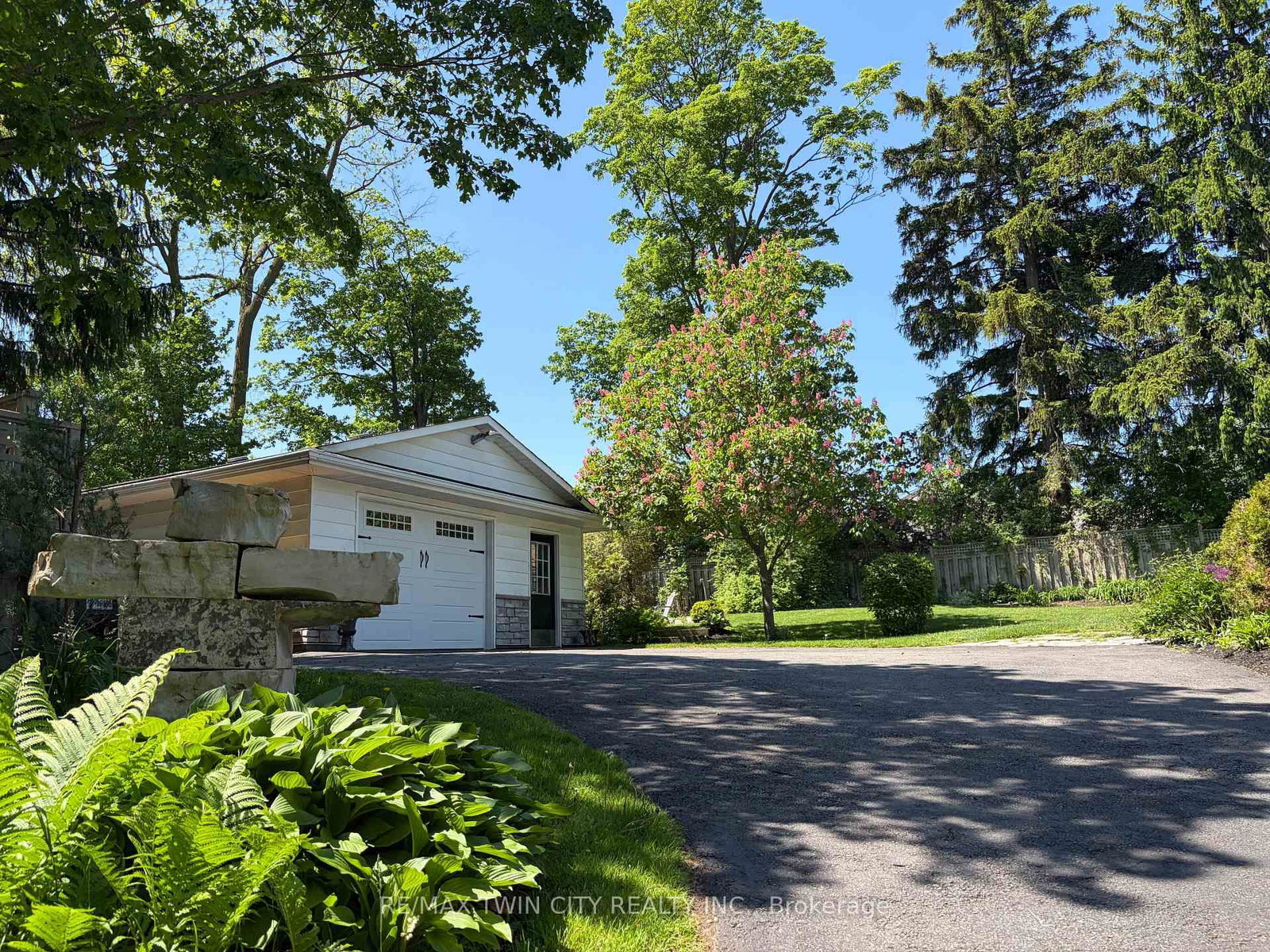 1521 Bridge Street • Wilmot, ON photo 45