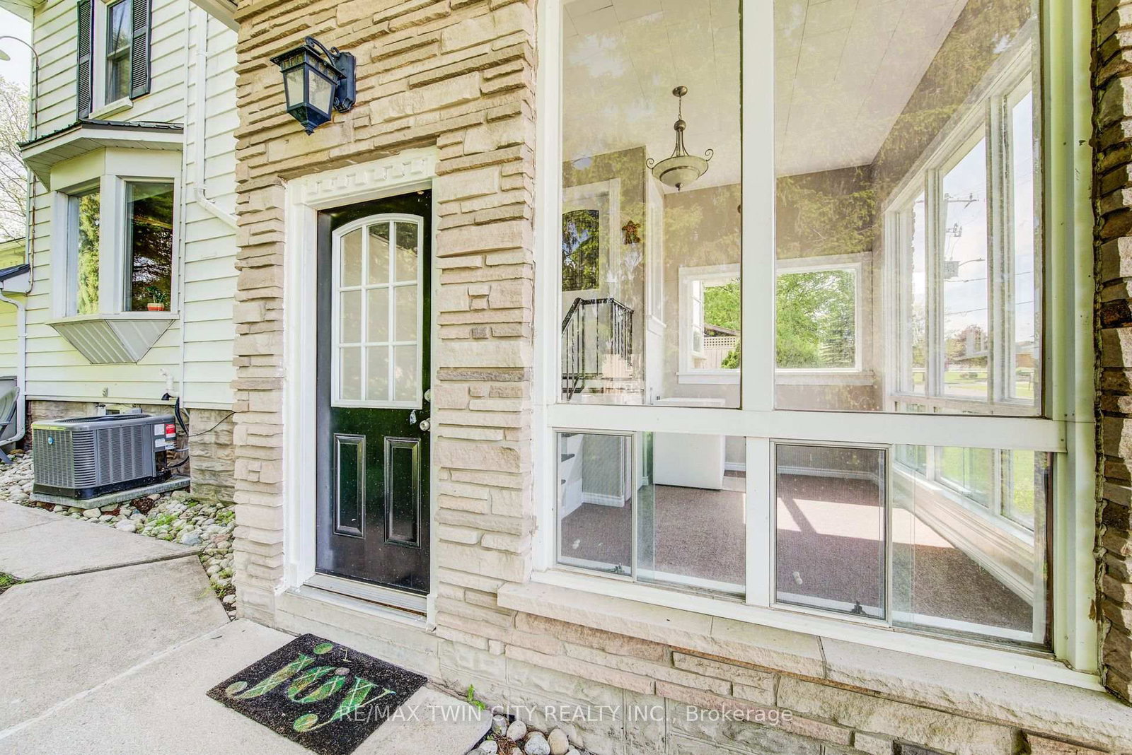 1521 Bridge Street • Wilmot, ON photo 8