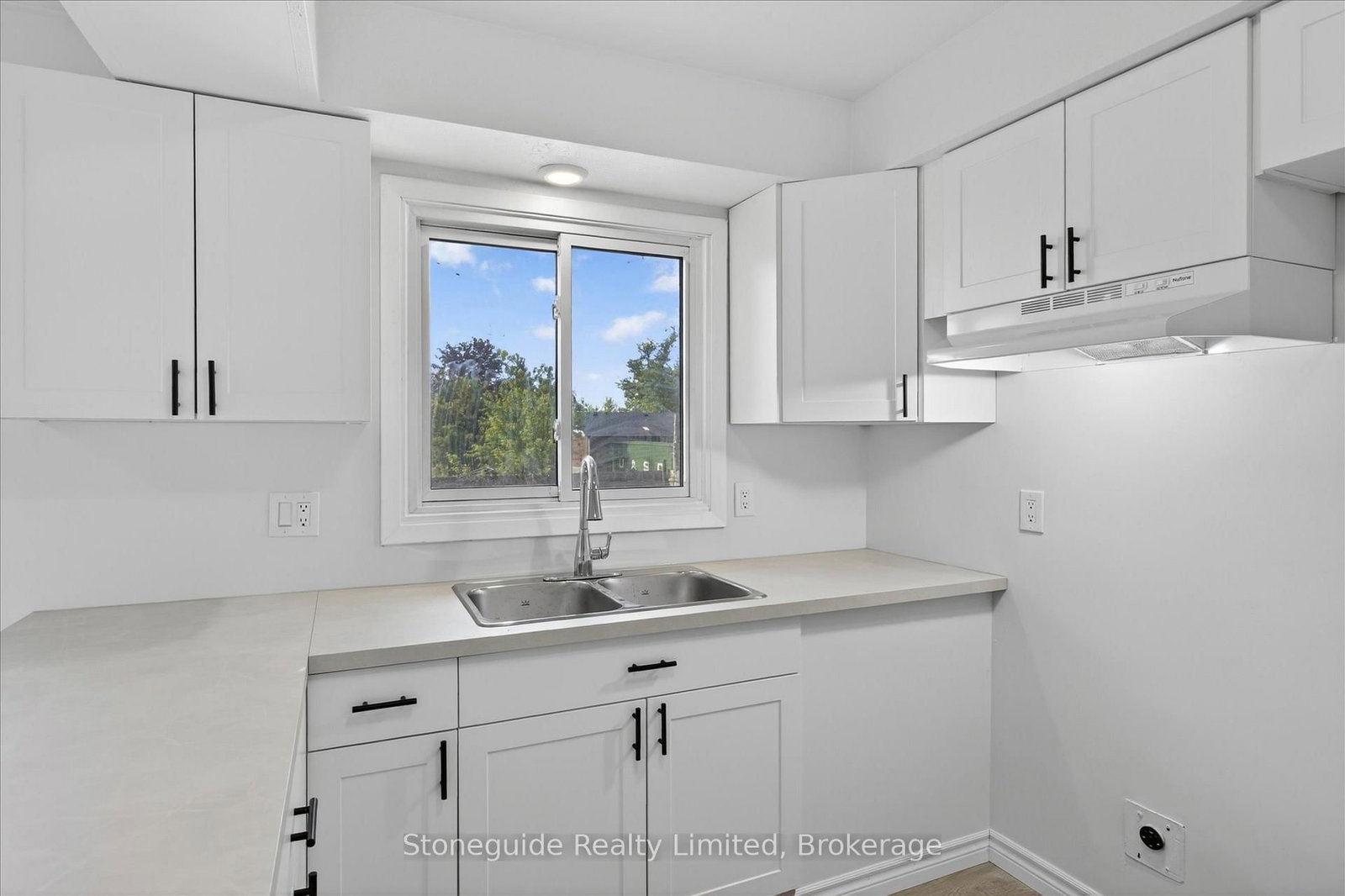 667 Skyline Road • Selwyn, ON photo 15