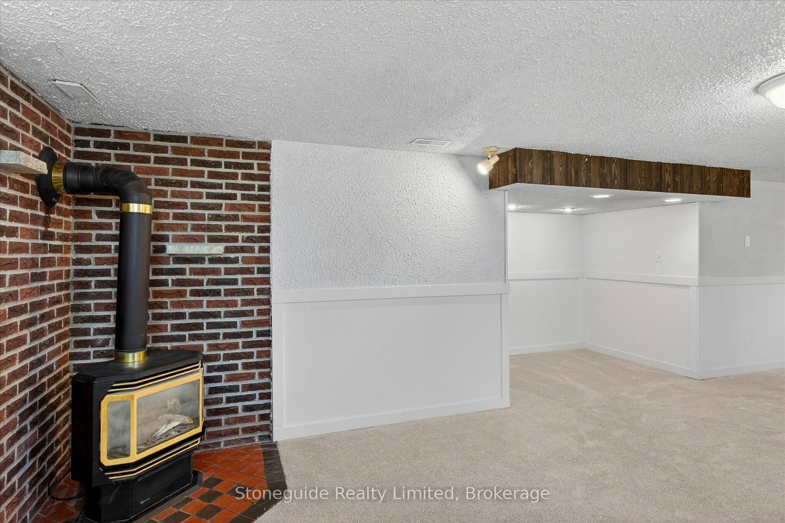 667 Skyline Road • Selwyn, ON photo 29