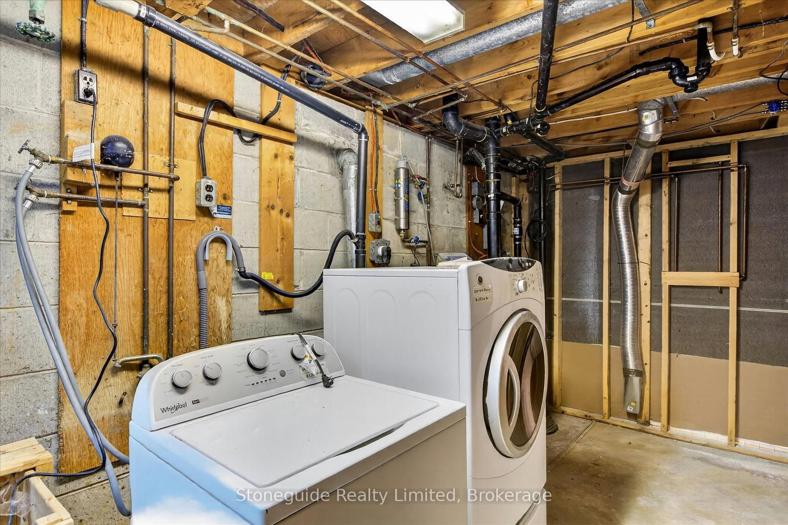667 Skyline Road • Selwyn, ON photo 34