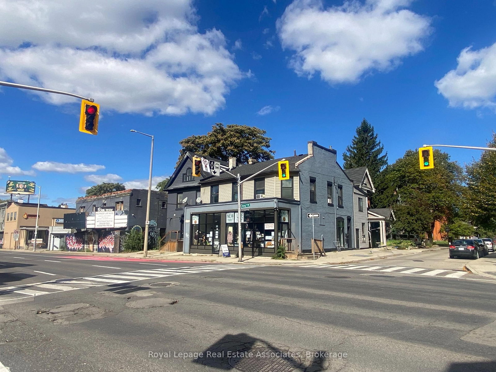 Commercial/Retail for sale at 428 King Street, Hamilton, Ontario, L8P 1B7 - Strathcona - MLS: X13213772