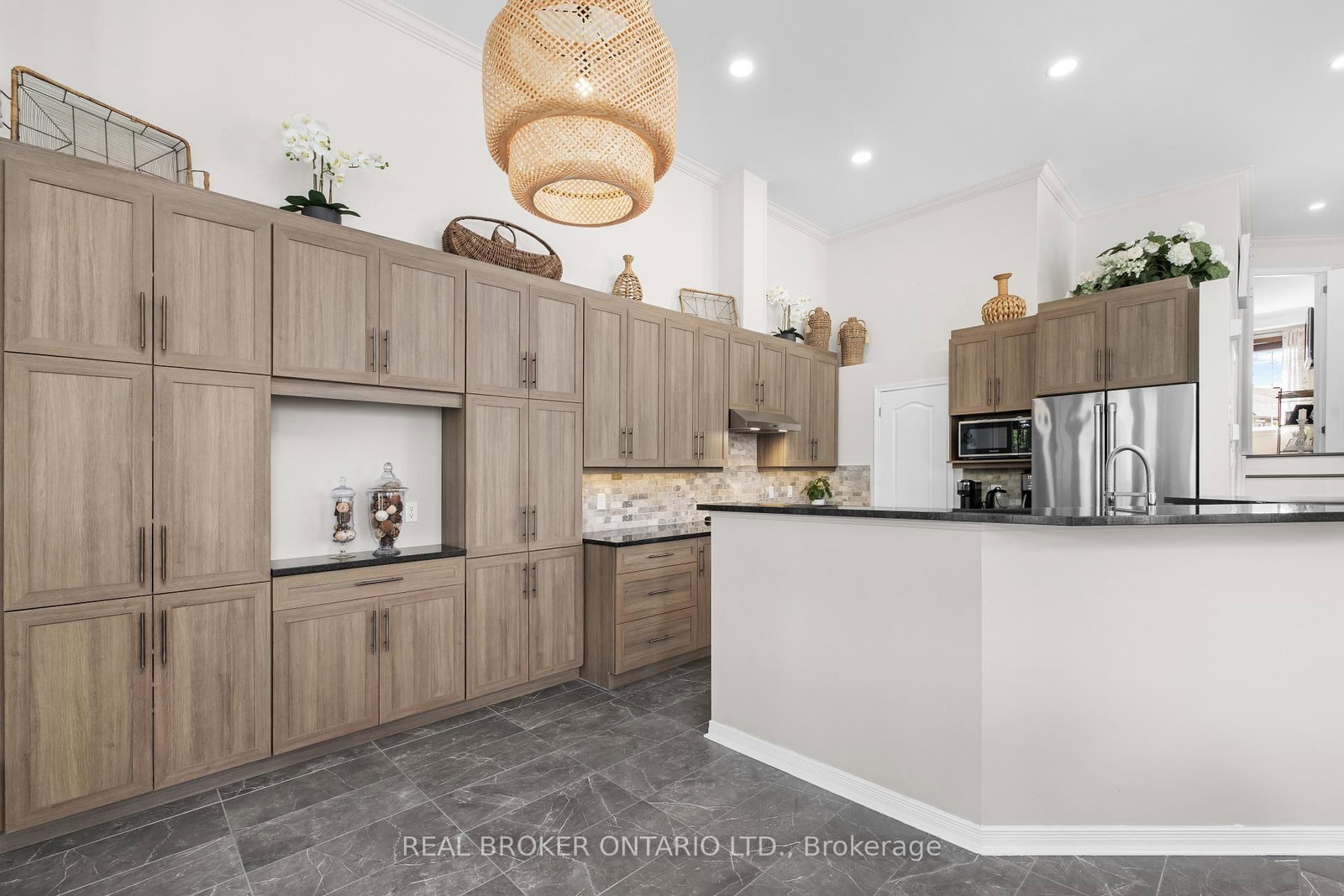 124 Macassa Circle • Ottawa, ON photo 16